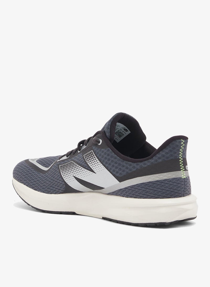 New Balance FLASH  Sports Shoes - Image 2